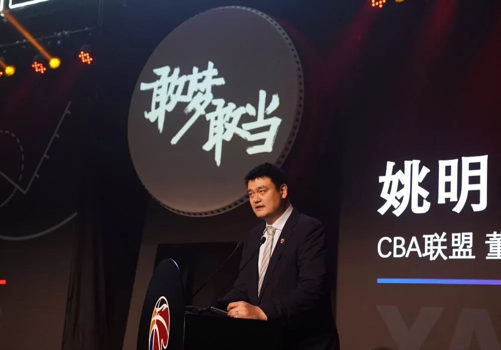 亚洲欧美另类在线视频